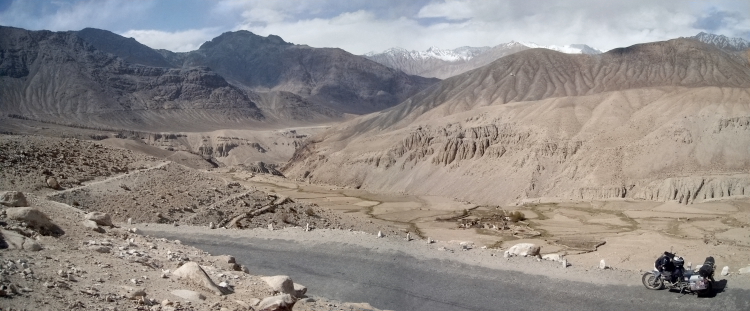 28 riding to nubra valley.JPG